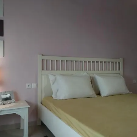 Morus Alba Summer Holiday home